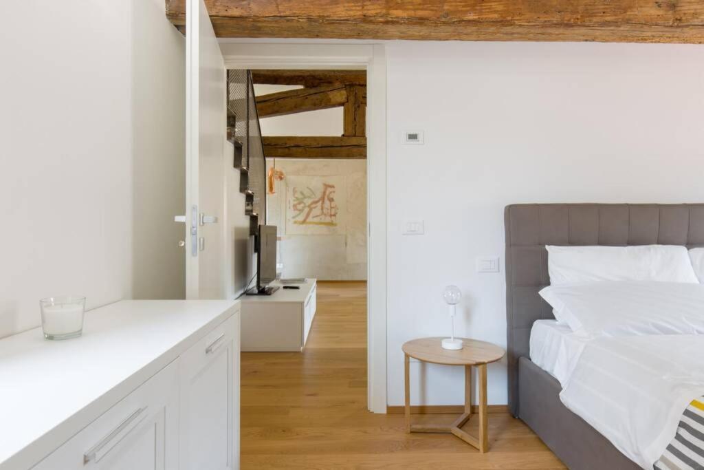 Luxury Design Apt With Amazing View Lägenhet Verona Exteriör bild