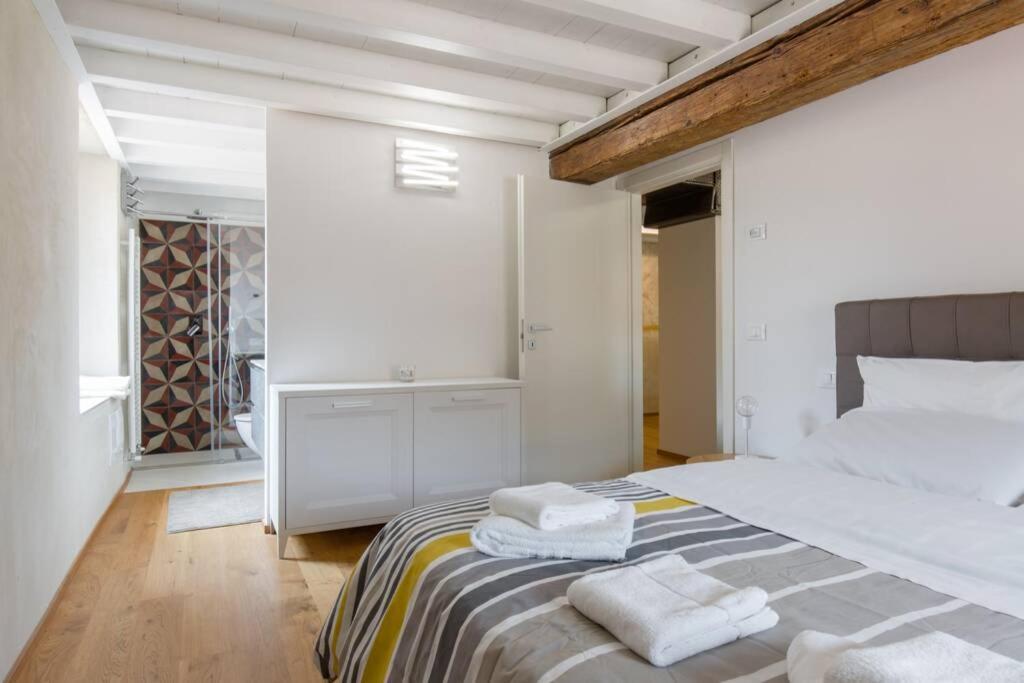 Luxury Design Apt With Amazing View Lägenhet Verona Exteriör bild