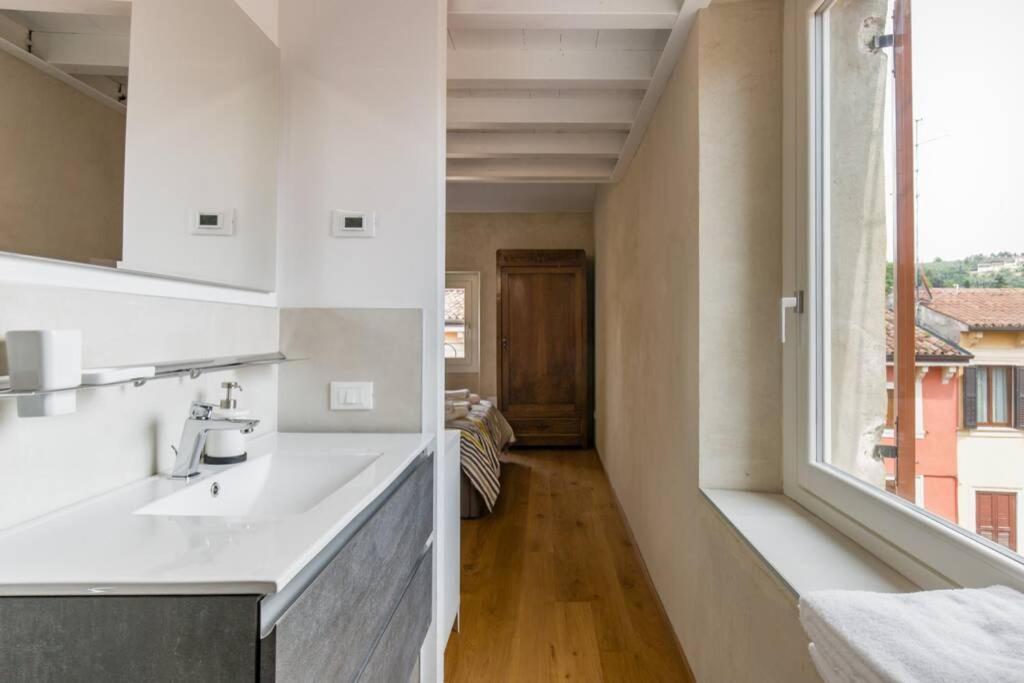 Luxury Design Apt With Amazing View Lägenhet Verona Exteriör bild