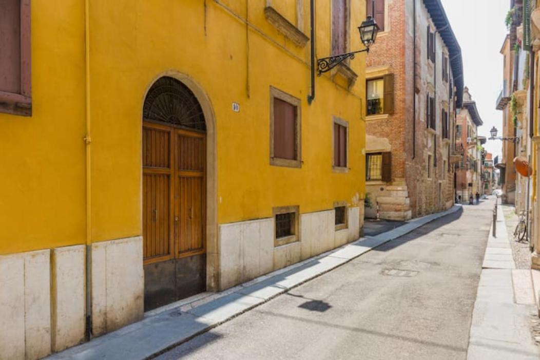 Luxury Design Apt With Amazing View Lägenhet Verona Exteriör bild